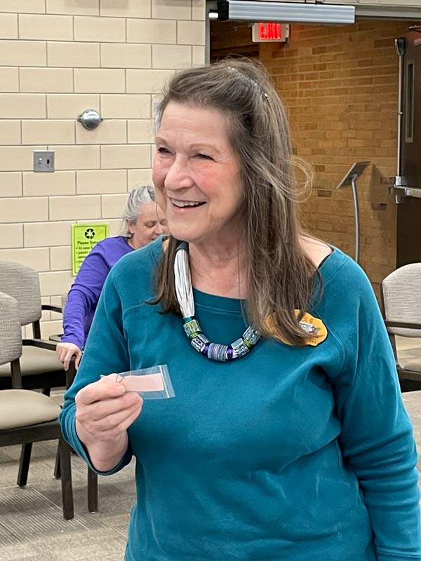 Sue Screws receiving her 30-year pin